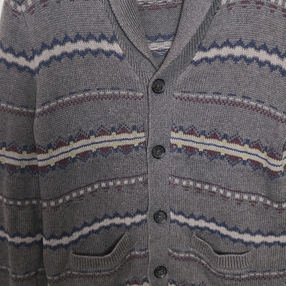 Gap Sweater Mens Medium Gray Shawl Cardigan Button Up Western Navajo Knit Hiking - Picture 8 of 12